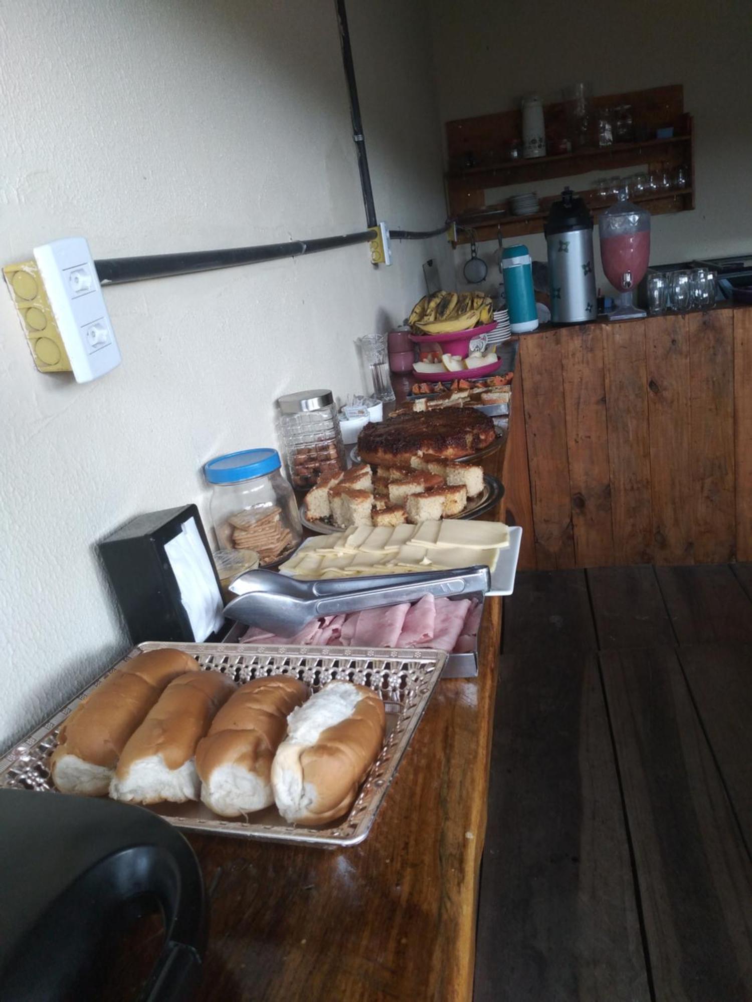 Alojamento de Acomodação e Pequeno-almoço Shalom *